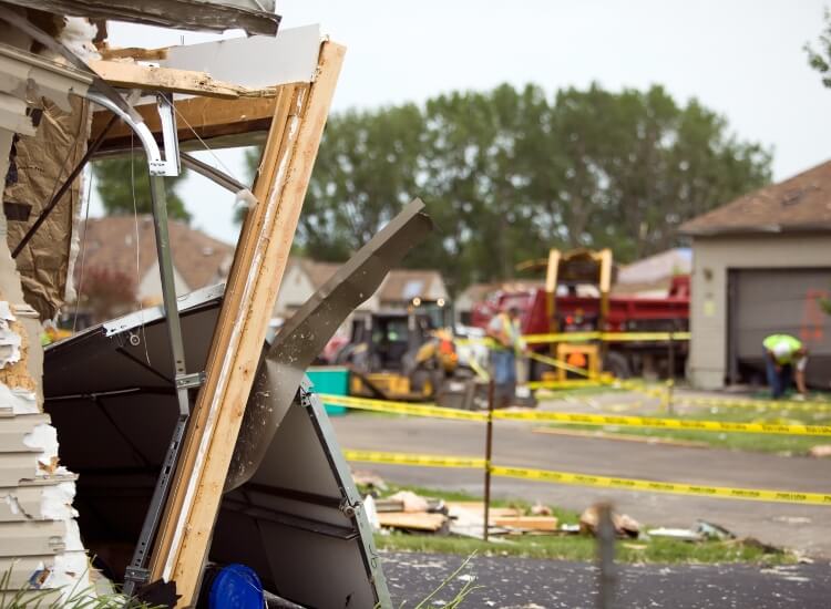 how to choose a storm damage restoration company in Maryland